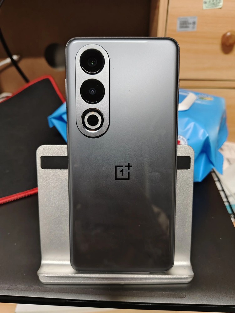 OnePlus ACE 3V 5G Unlocked 256GB 6.74in 2772x1240px Condition GRAY Silver