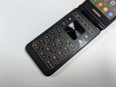 Samsung Galaxy Folder 2 SM-G1650 Android Dual SIM 4G LTE Flip Phone OPEN BOX