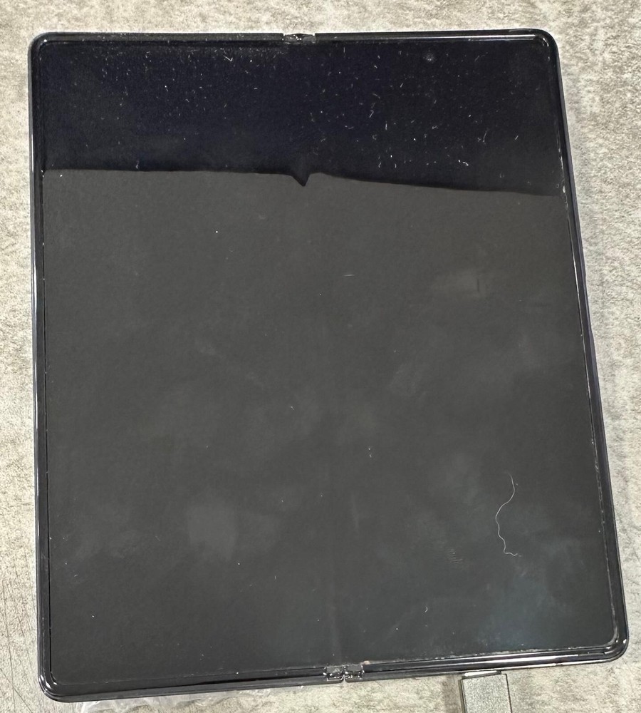 AS-IS Samsung Galaxy Z Fold2 SM-F916U – 256GB – Black Damaged