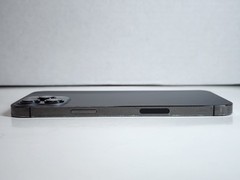 Apple iPhone 12 Pro Max 128GB A2342 Graphite AT&T Only – For Parts Only