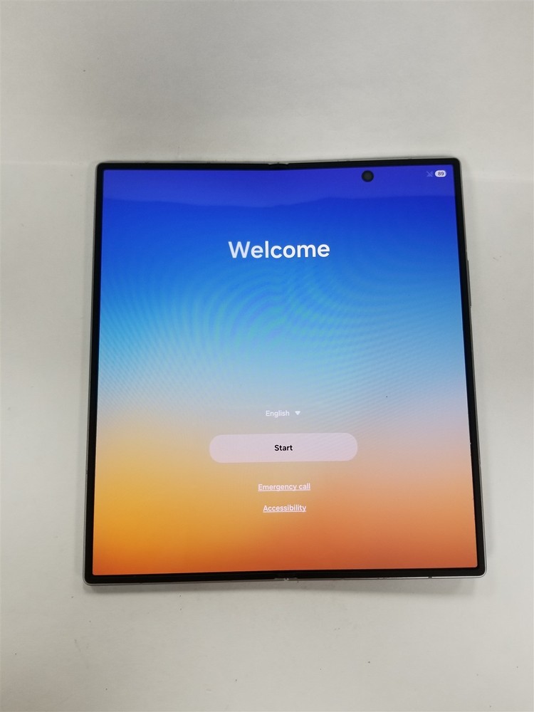Samsung Galaxy Z Fold7 256GB Silver SM-F966U1 (Unlocked) Fully Functional DF9017