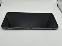 Samsung Galaxy Z Flip5 256GB – Unlocked – Fully Functional
