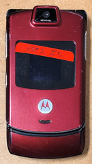 Motorola RAZR V3m – Red and Black ( CDMA ) Cellular Flip Phone