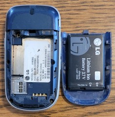 LG VX8360 – Blue and Silver ( Verizon ) Cellular Flip Phone