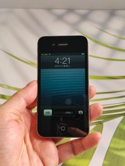 90%N ew Original Apple iPhone 4/4s 8-16-32-64GB Black/White Factory UNLOCKED