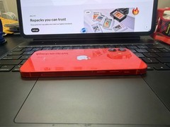 Apple iPhone 12, 64 GB, PRODUCT RED, Unlocked
