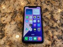 Apple iPhone XR 64gb black Factory Unlocked, 89% battery health EC