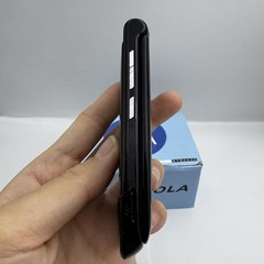 Original Motorola RAZR2 V9 2.2″ 2MP Bluetooth MP3 Flip Unlocked 3G Phone