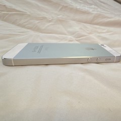 Apple iPhone 5s A1533 16GB Silver White 4.0in 8MP Used Smartphone