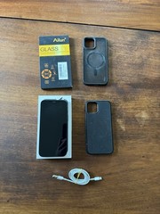 iPhone 12 Pro 512GB Unlocked Space Gray W/ Accessories