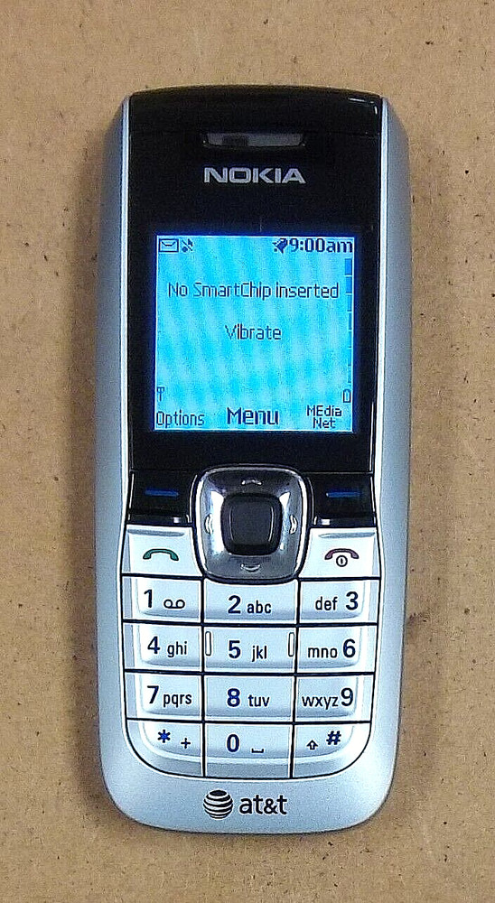 Nokia 2610b – Silver and Black ( AT&T ) Cellular Candybar Phone