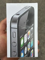 Apple iPhone 4s – 8GB – Black (Unlocked) A1387 (CDMA + GSM) (CA)