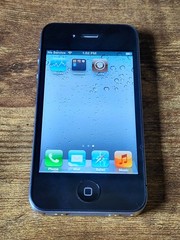 Iphone 4 Verizon 8gb ios 5.0