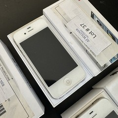 Apple iPhone 4s 16GB White A1387 Smartphone – New Open Box – Sold Individually