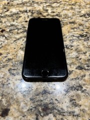 Works Great! Apple iPhone 7 – 128GB – Black – Unlocked – 1 Owner – Ready To Use