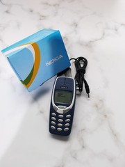 Nokia 3310 (Unlocked) 2G 16 MB Rare Cellphone with Battery -For collectors US