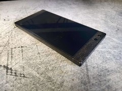 Unlocked Razer Phone 2 – 64GB – 8GB RAM – 120Hz LCD – 2.8Ghz CPU – Mirror Black