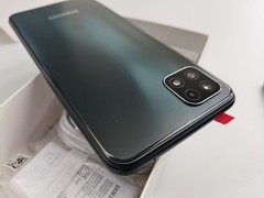 (Unlocked) Samsung Galaxy A22 5G – 128 GB – microSDXC – 48MP – 6.6″ – 5000mAh