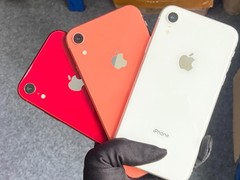 Apple iPhone XR – 64G/128G/256G -Color Random – Factory Unlocked -Good Condition