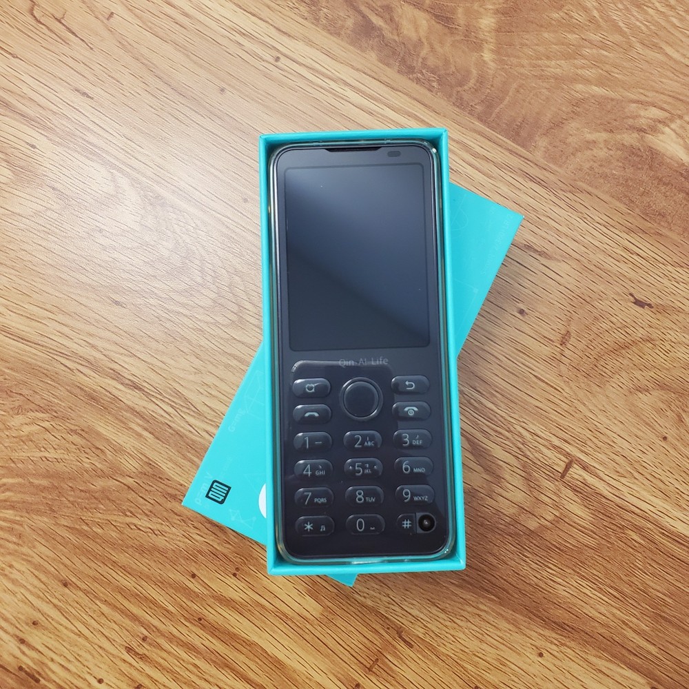 Qin F21 Pro (Non-US) – 64gb – Slate Gray – Open Box