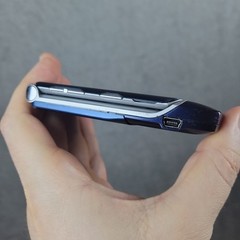 Motorola RAZR V3 Blue Flip Cell Phone Tested Working Battery Included
