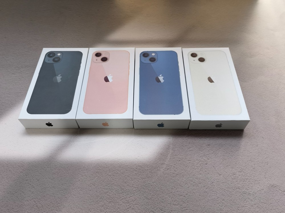 Good Apple iPhone 13 -128GB/256GB -Multicolor Unlocked IOS Smartphone