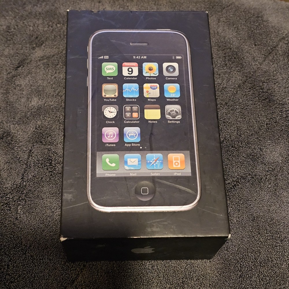 Apple iPhone 3G – 8GB – Sim Locked AT&T – Black A1241 MB046LL