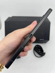Asus ROG Phone 8 pro-16GB+512GB-6.78″ 50MP High Capacity Battery Gaming Phone