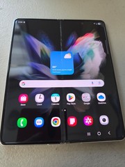 Samsung Galaxy Z Fold3 – 256 GB – Phantom Silver (Unlocked) Smartphone