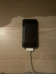 Apple iPhone 3G 16GB AT&T A1241 Black
