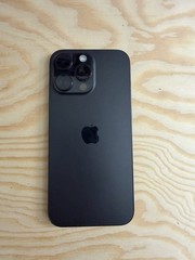 Apple iPhone 16 Pro Max Black Titanium, 256GB, Unlocked – Screen Crack