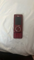 LG (Verizon. Vintage Cellular Phone Red As Is