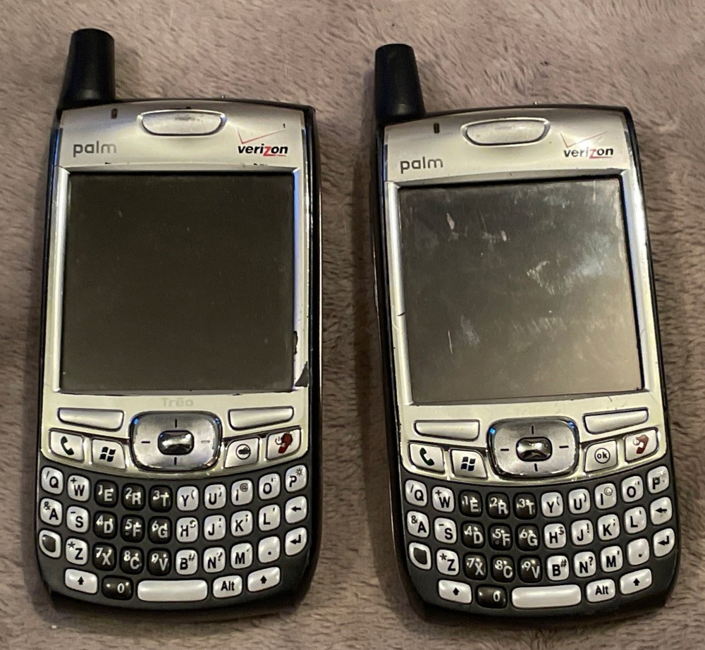 Palm Treo 700wx Cell Phone (Verizon) 2 phones. Untested