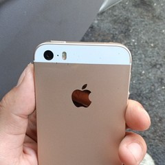 Apple iPhone SE A1662 64GB Gold/White 4.0in iOS GSM Smartphone For Parts