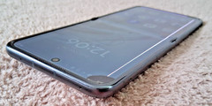 Motorola Razr 2024, 256GB, Gray XT2453-3, Unlocked, Black Dots