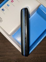 Pantech Swift P6020 – Blue ( AT&T ) USED with Box