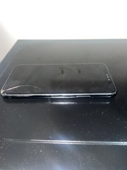 Apple iPhone X – 64GB – Space Gray (Unlocked) A1865 (CDMA + GSM)