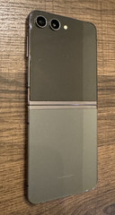 Samsung Galaxy Z Flip5 5G SM-F731U1 256GB Factory Unlocked Black Good (READ)