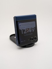 Motorola Razr 2025 XT2553V 256GB Great Condition | Blue | VERIZON ONLY