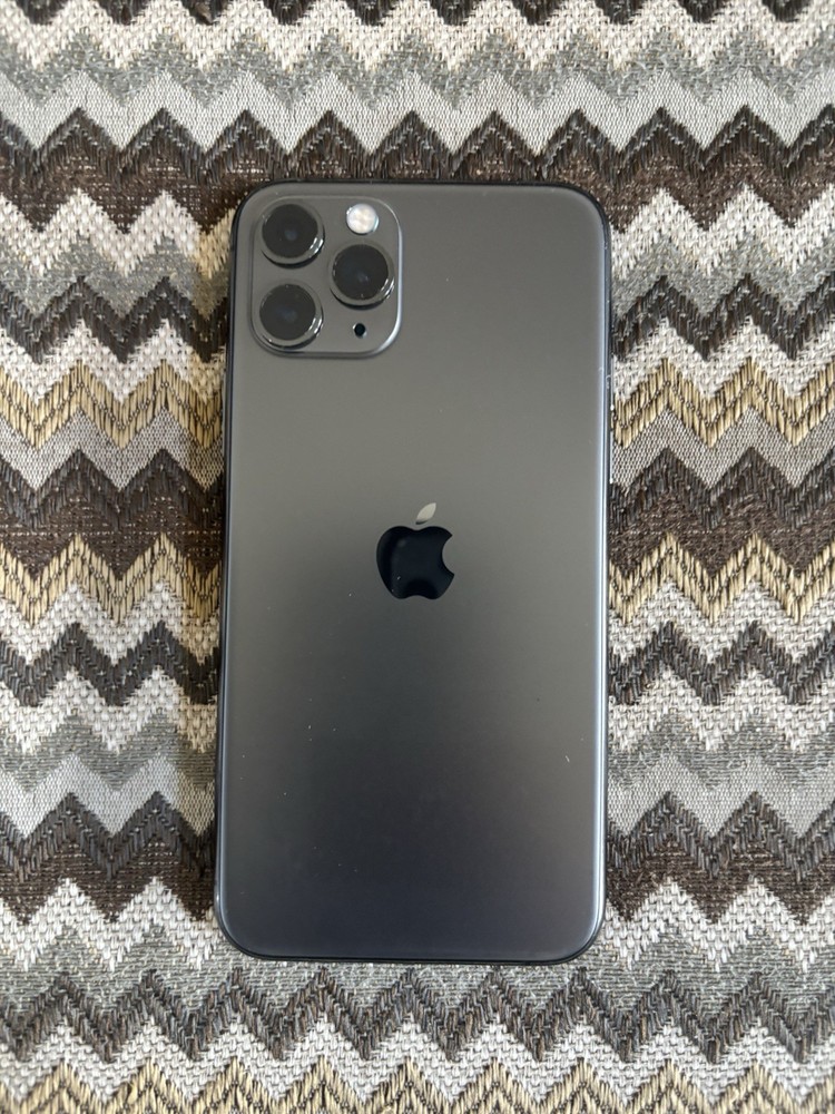 Apple iPhone 11 Pro- 256gb- AT&T Locked -Grey- Excellent Condition