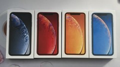 Apple iPhone X Unlocked 64 GB/256 GB Random Color Face ID Sealed Good Condition