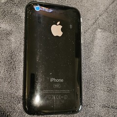 Apple iPhone 3G – 8GB – Sim Locked AT&T – Black A1241 MB046LL