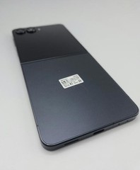 Samsung Galaxy Z Flip7 256 GB Jetblack (Verizon) – Excellent Condition – 100% Ba