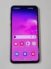 Samsung Galaxy S10e – 128 GB – G970U1 – Prism Black (Factory Unlocked) EXCELLENT