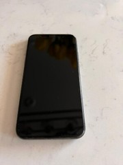 Apple iPhone X – 64GB – Space Gray (Unlocked) A1865 (CDMA + GSM)