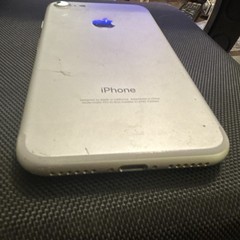 Apple iPhone 7 Silver A1660 Bar Smartphone Lightning Connector Mobile Phone