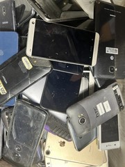 Lot of Assorted Smart Phones For Parts/Repair/Trade-In/Gold Recovery *AS-IS* 📖