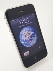 iPhone 3GS White (RARE) 16GB iOS 3.1.3 w Box Unlocked A1303 Great Condition
