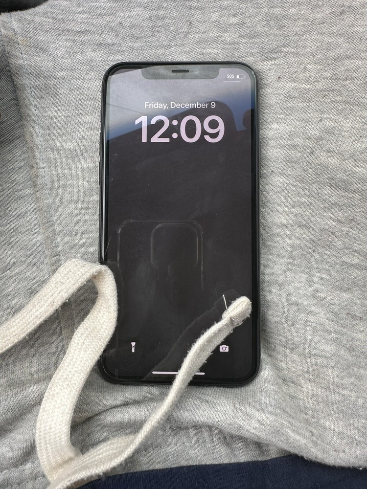 Apple iPhone 11 Pro – 64GB – Space Gray (Verizon) A2160 (CDMA + GSM)