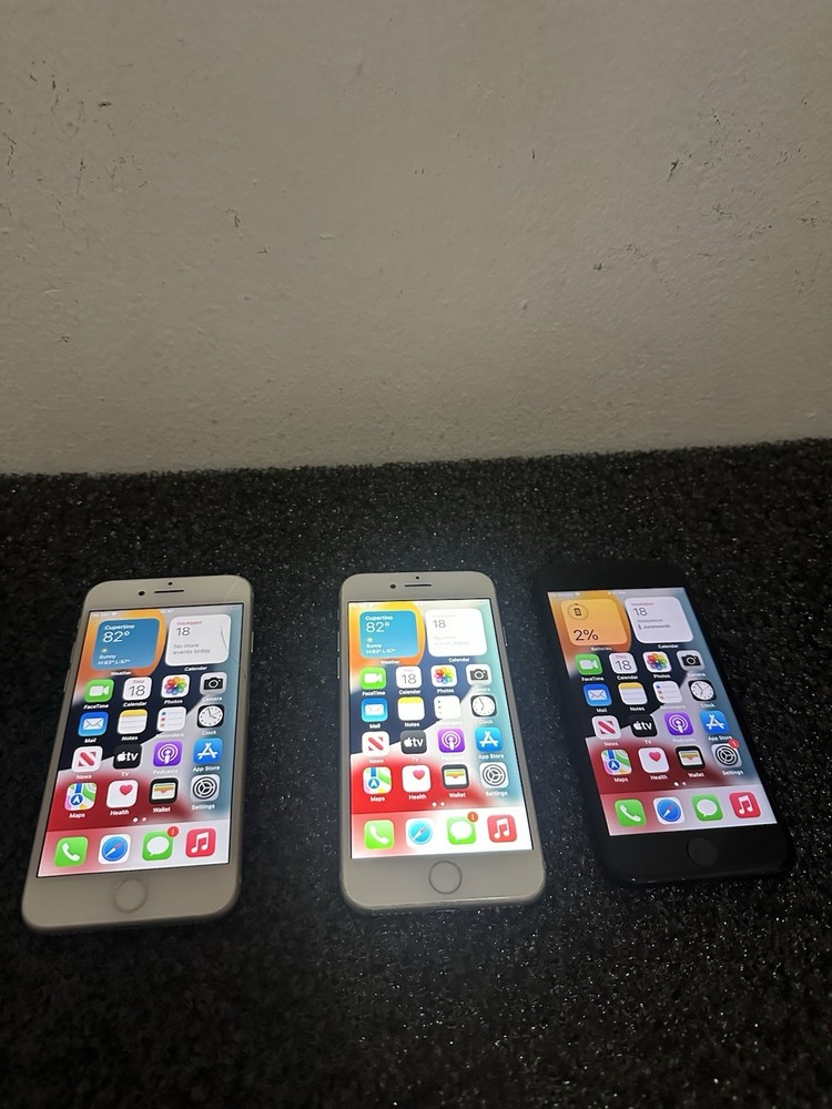 Apple iPhone 7 – 32GB – (Unlocked) A1778 – DAMAGED – LOT OF 3